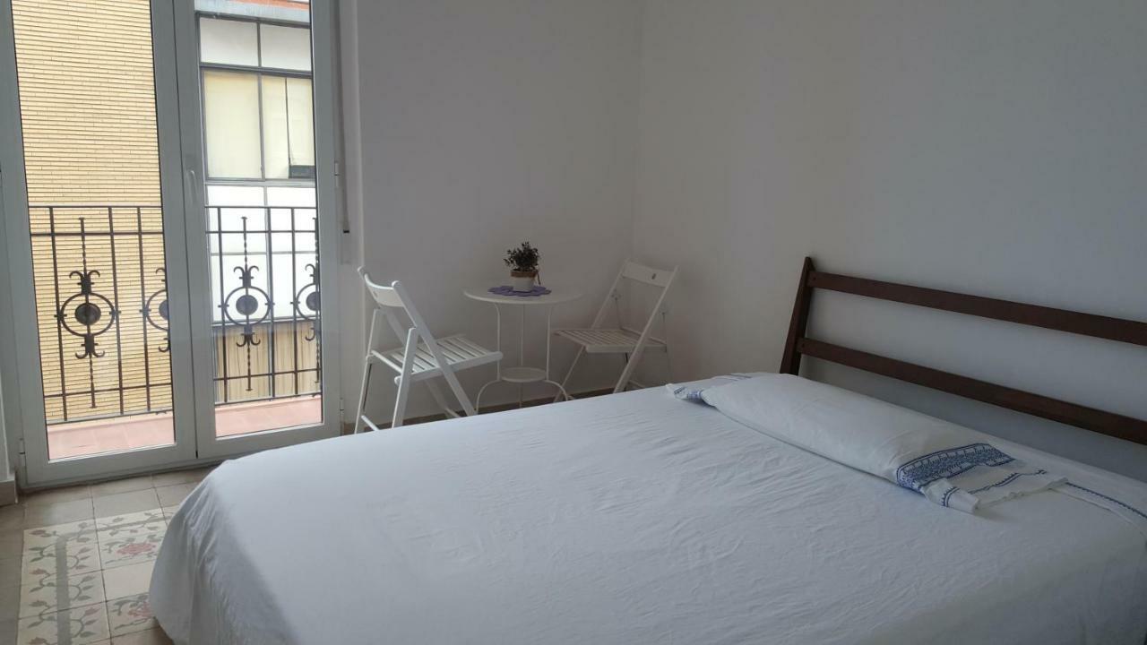 Oyo Guest House Ruzafa Valencia Buitenkant foto